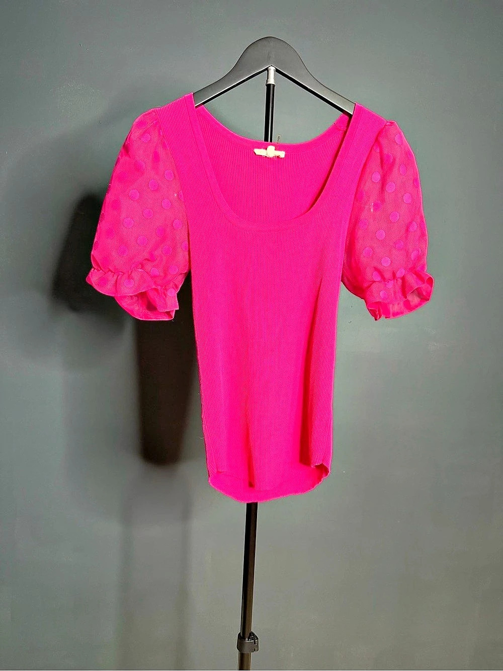 Entro Polka Dot Puff Sleeve Blouse in Pink Size Medium